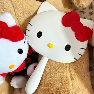 Hello kitty mirror